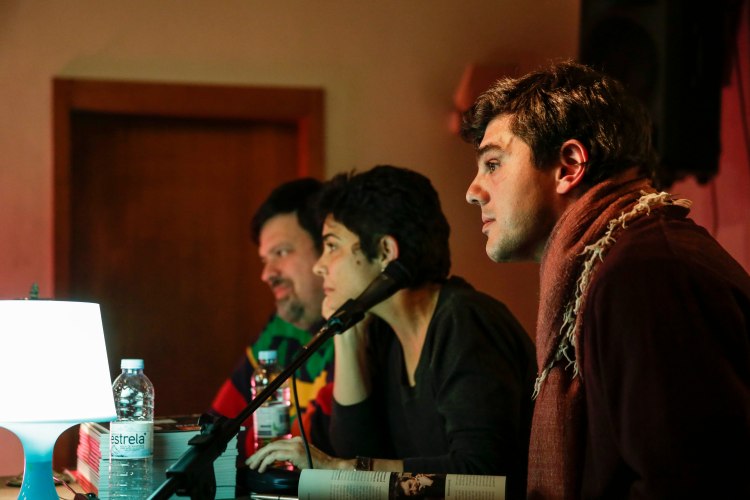 A mesa: João Morales à ponta, João Oliveira Duarte em primeiro plano.